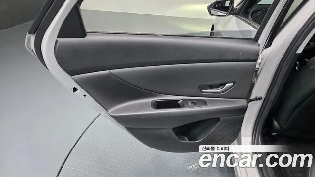 Hyundai Avante CN7 — Фото автомобиля 14