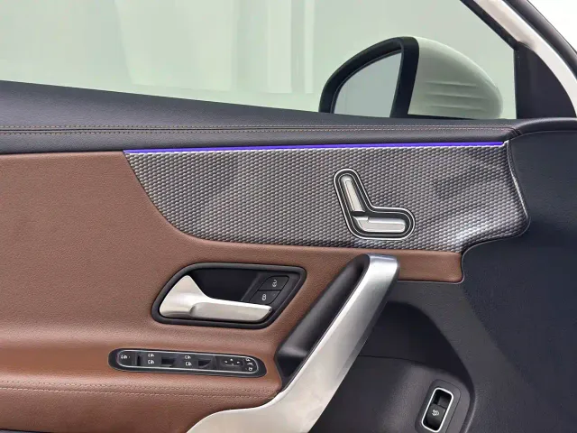 Mercedes-Benz A-Class — Фото автомобиля 13
