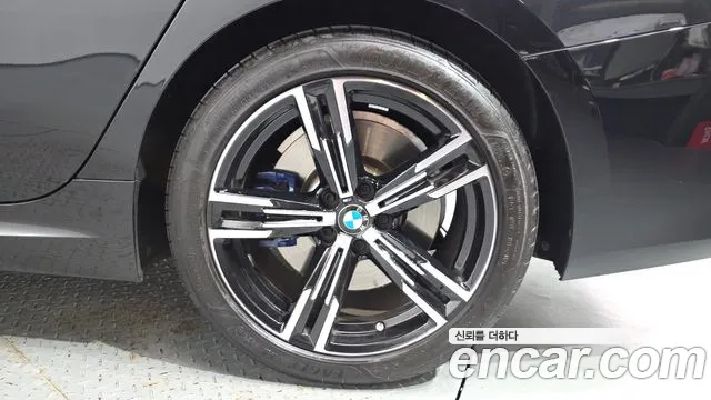 BMW 3 Series — Фото автомобиля 6