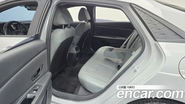 Hyundai Avante — Фото автомобиля 17