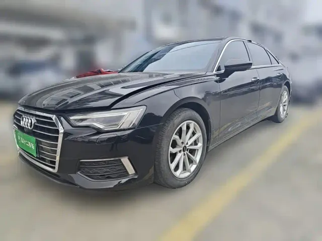 Фотография автомобиля — Audi A6L
