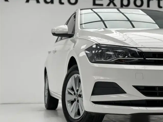 Volkswagen Polo — Фото автомобиля 4