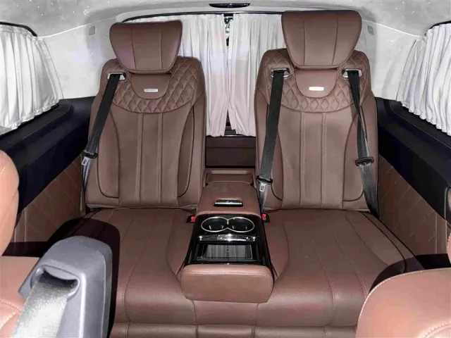 Mercedes-Benz V-Class — Фото автомобиля 19