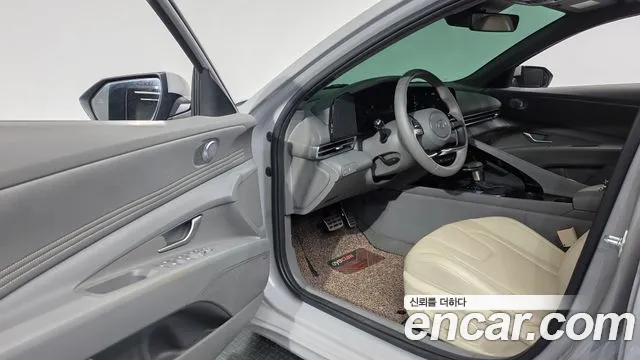 Hyundai Avante CN7 — Фото автомобиля 10