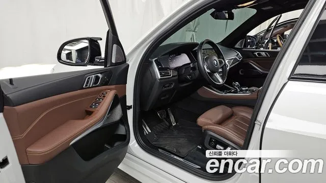 BMW X5 — Фото автомобиля 10