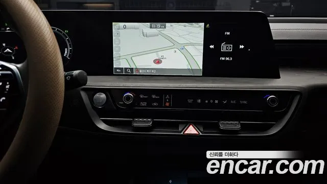 Kia K8 Hybrid — Фото автомобиля 19