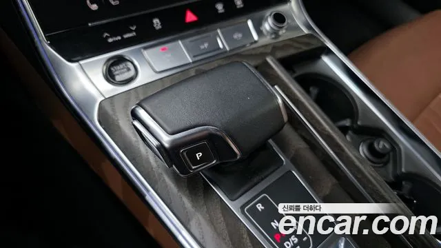 Audi A6 45 TFSI Premium — Фото автомобиля 9