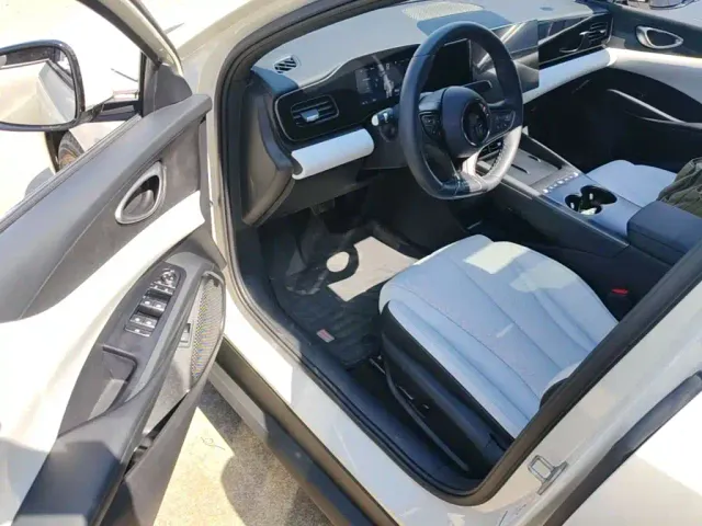 BYD Seal 06 — Фото автомобиля 15
