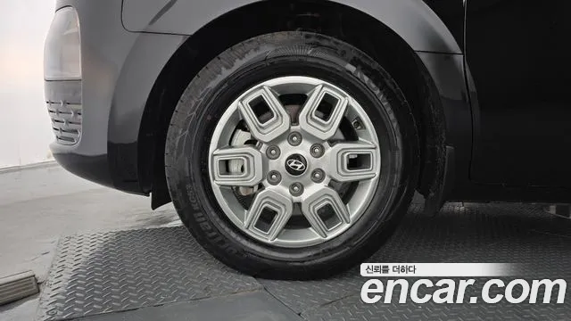 Hyundai Staria Staria Карго 3 места — Фото автомобиля 4