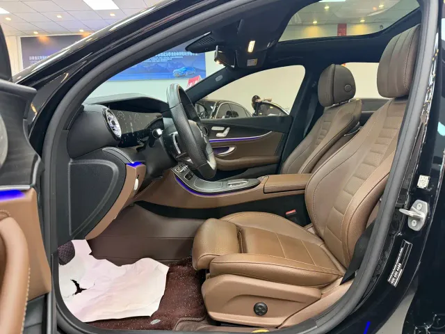 Mercedes-Benz E-Class — Фото автомобиля 5