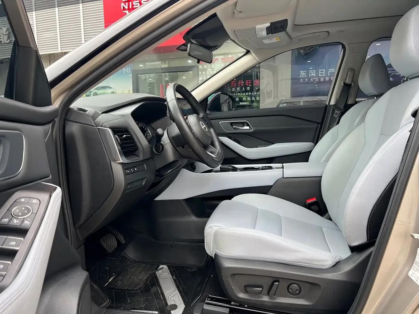 Nissan X-Trail 2023 e-POWER Super Hybrid Dual Motor AWD Luxury Edition — Фото автомобиля 13