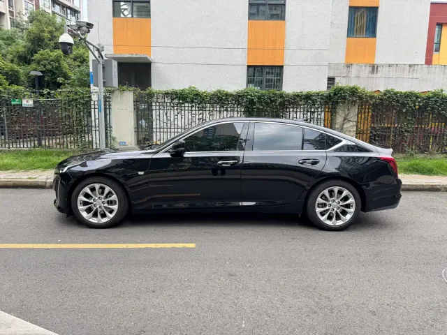 Cadillac CT5 — Фото автомобиля 6