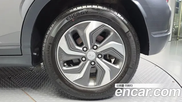 Hyundai Kona Новый Kona Гибрид Modern — Фото автомобиля 21