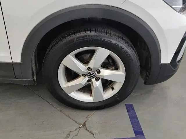 Volkswagen T-Cross — Фото автомобиля 6