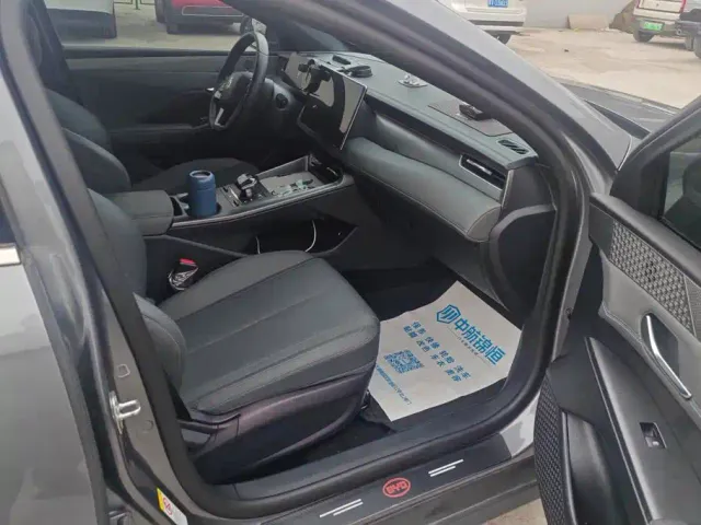 BYD Qin PLUS — Фото автомобиля 8