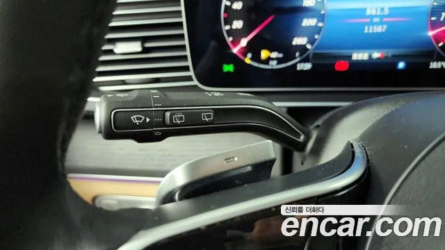 Mercedes-Benz GLE-Class — Фото автомобиля 26