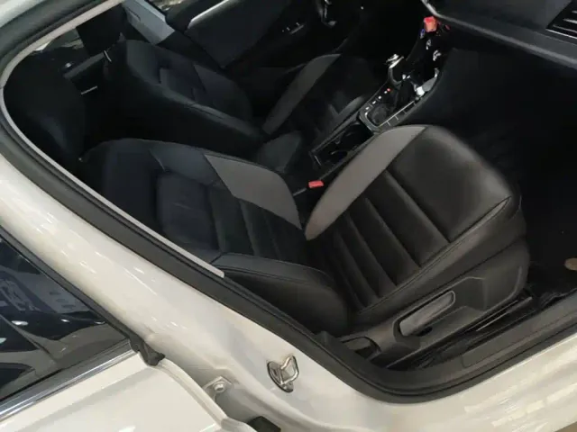 Volkswagen Sagitar — Фото автомобиля 24