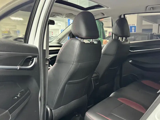 Geely Vision X3 — Фото автомобиля 6