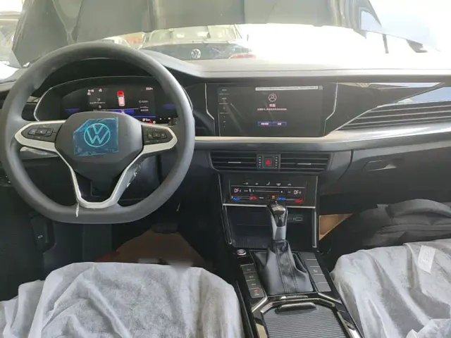 Volkswagen Passat — Фото автомобиля 9