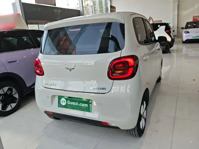 Wuling Hongguang Mini EV — Фото автомобиля 5
