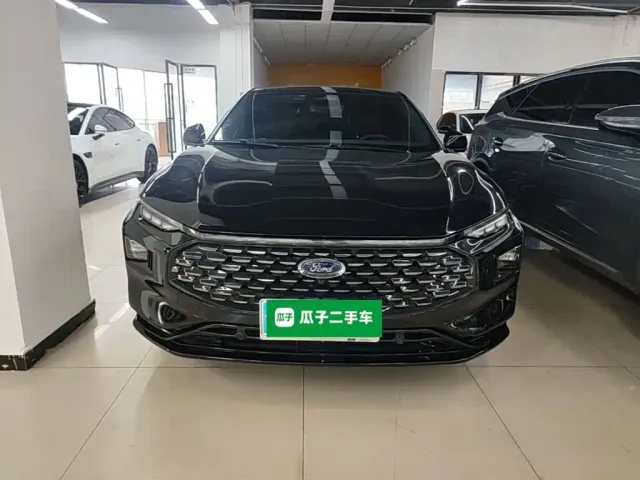 Ford Mondeo — Фото автомобиля 2