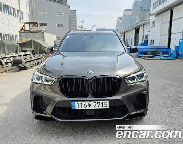 Фотография автомобиля — BMW X5 M G05
