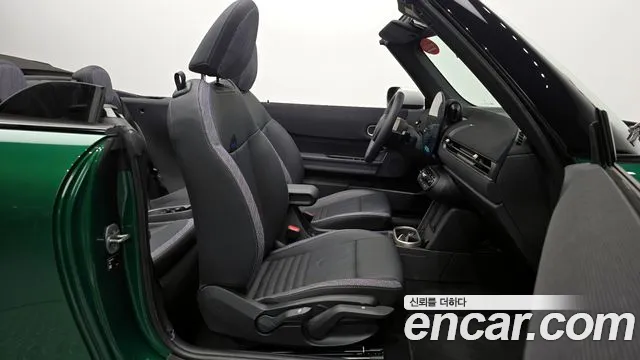 Mini Cooper Convertible — Фото автомобиля 10
