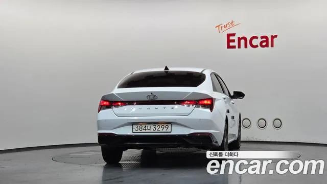 Hyundai AVANTE Avante (CN7) — Фото автомобиля 4