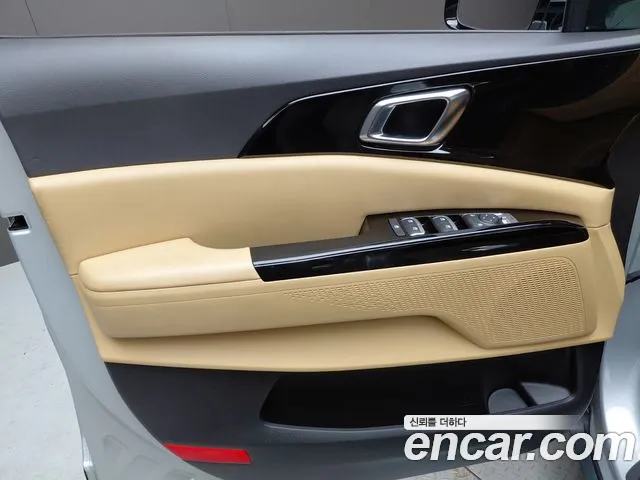 Kia Canival Carnival 4 поколение Бензин 9 мест Noblesse — Фото автомобиля 25