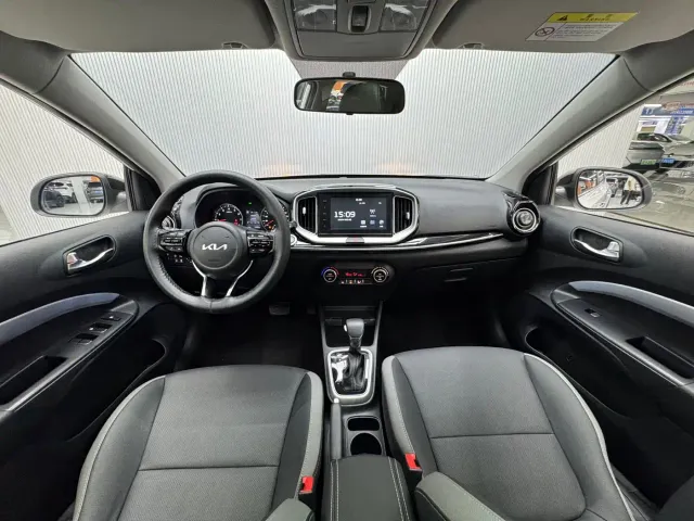 Kia KX1 — Фото автомобиля 12