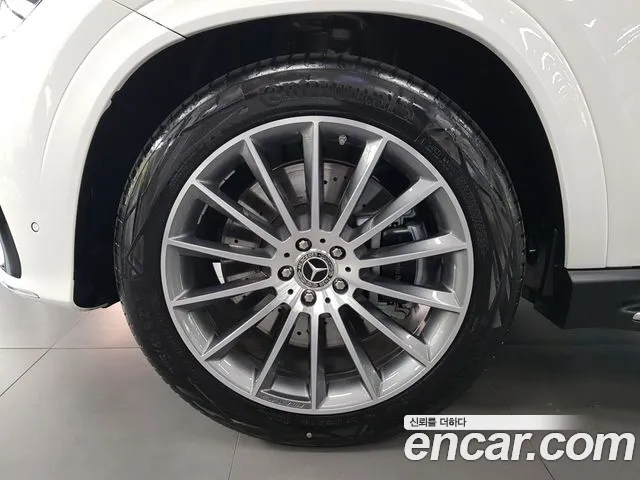 Mercedes-Benz GLE-Class — Фото автомобиля 5