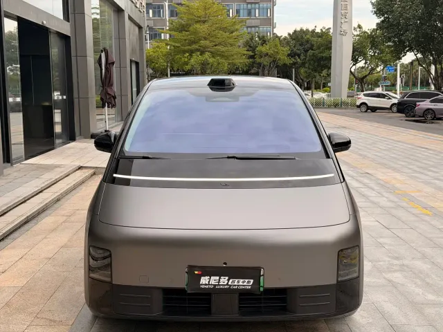 Li Auto MEGA — Фото автомобиля 2