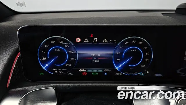 Mercedes-Benz EQB X243 — Фото автомобиля 8