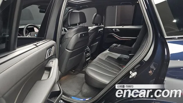 BMW X5 xDrive 40i M Sport — Фото автомобиля 9
