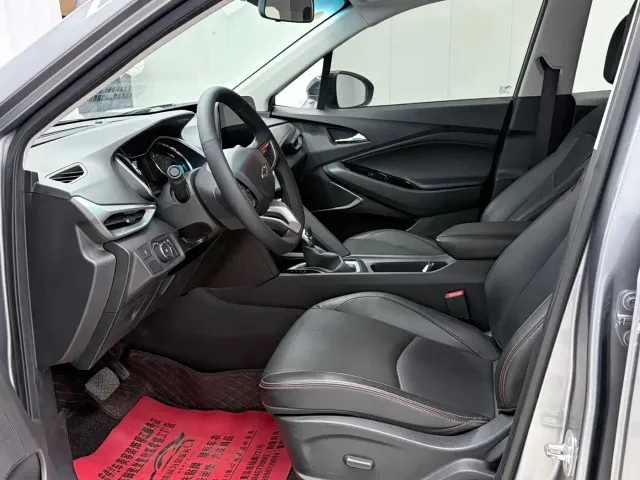 Chevrolet Orlando — Фото автомобиля 9