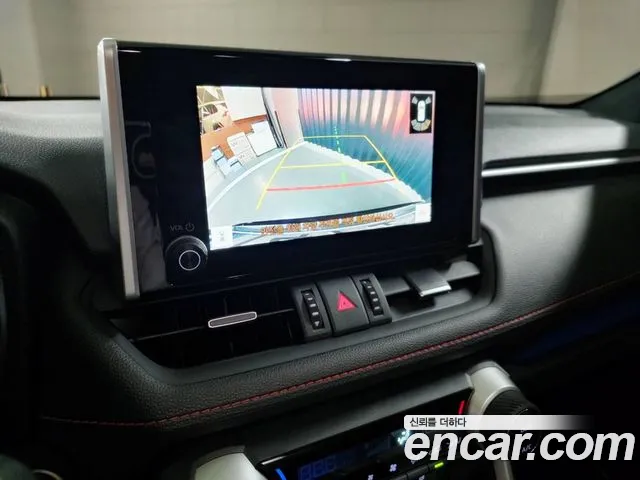 Toyota RAV4 — Фото автомобиля 16