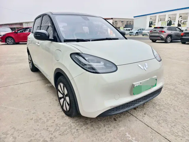 Wuling Bingo — Фото автомобиля 3