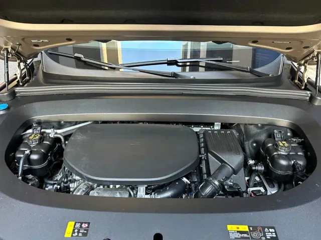 Li Auto Li Xiang L9 2026 Base Model — Фото автомобиля 7