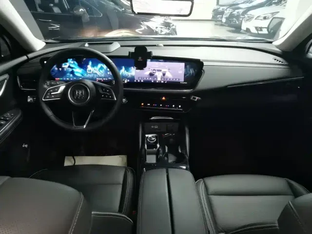Buick Envision Plus — Фото автомобиля 9