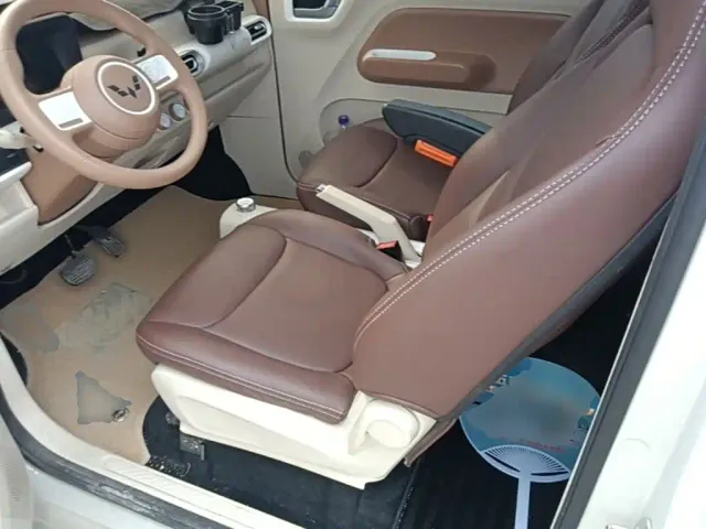 Wuling Hongguang Mini EV — Фото автомобиля 14