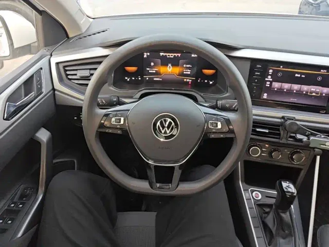 Volkswagen Polo — Фото автомобиля 6