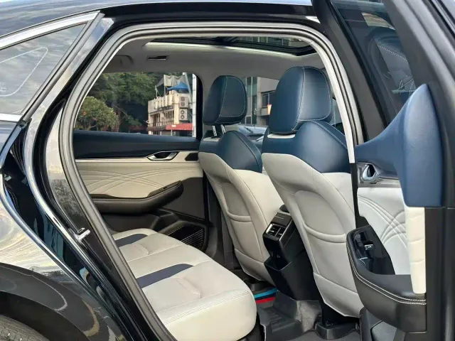 Geely Xingrui — Фото автомобиля 13