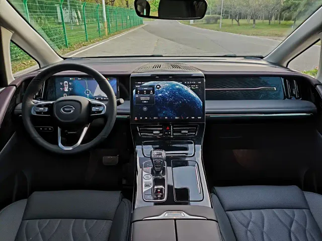 GAC Trumpchi M8 — Фото автомобиля 6