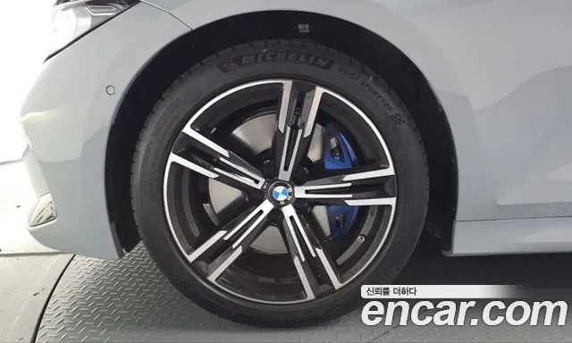 BMW 3 Series — Фото автомобиля 5