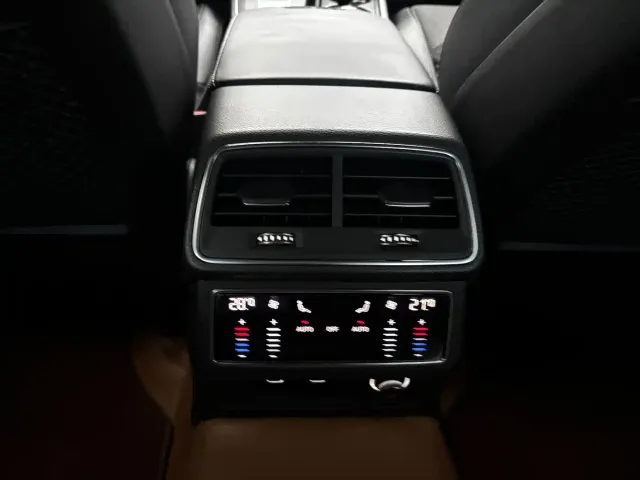 Audi A6L — Фото автомобиля 18