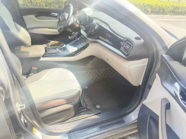 BYD Qin PLUS — Фото автомобиля 13