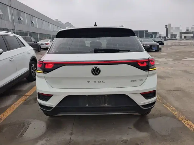 Volkswagen T-Roc — Фото автомобиля 5