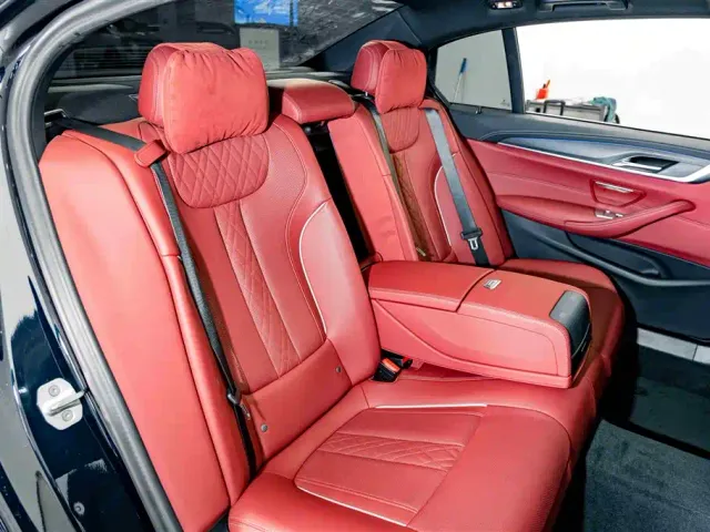 BMW 5 Series — Фото автомобиля 21