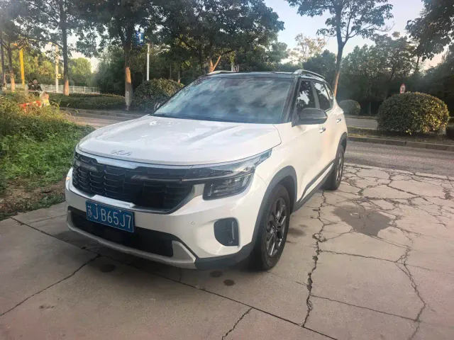 Фотография автомобиля — Kia Seltos