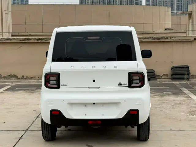 Geely Panda — Фото автомобиля 4